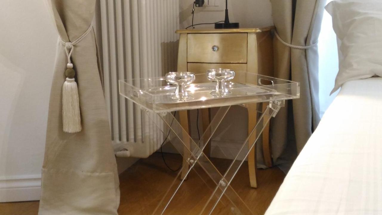 Piazza San Rocco Suite Art Вербанія Екстер'єр фото