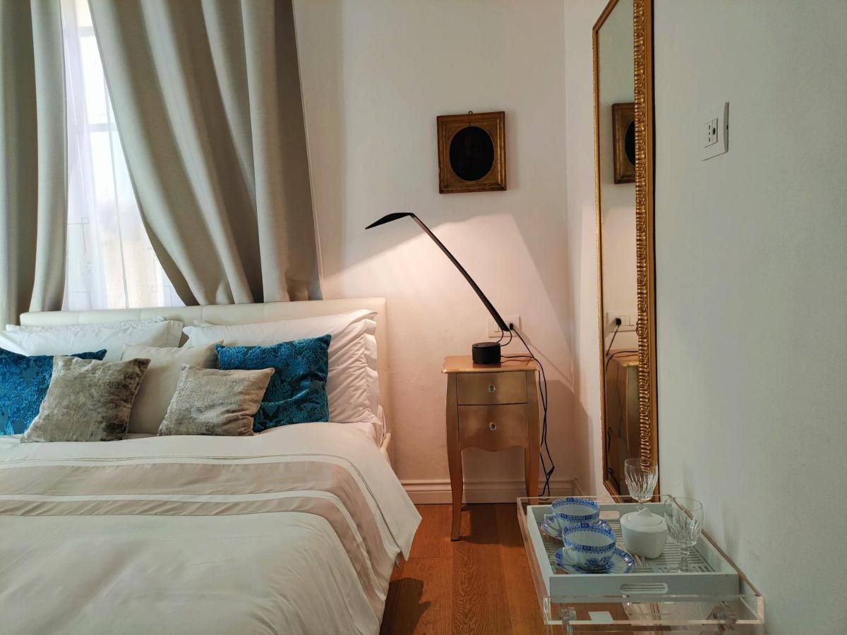 Piazza San Rocco Suite Art Вербанія Екстер'єр фото